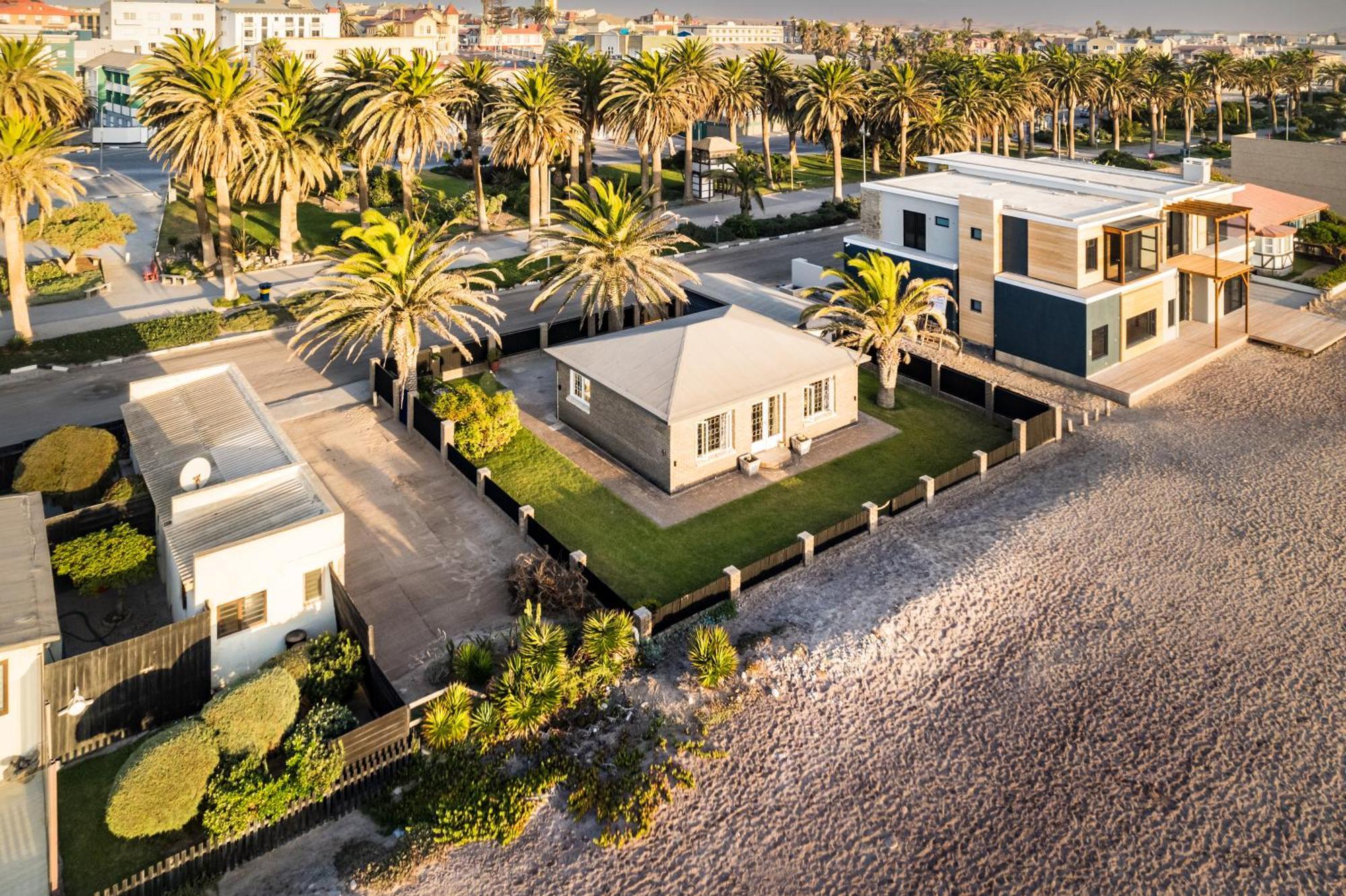 Swakopmund Seafront Cottage Екстер'єр фото