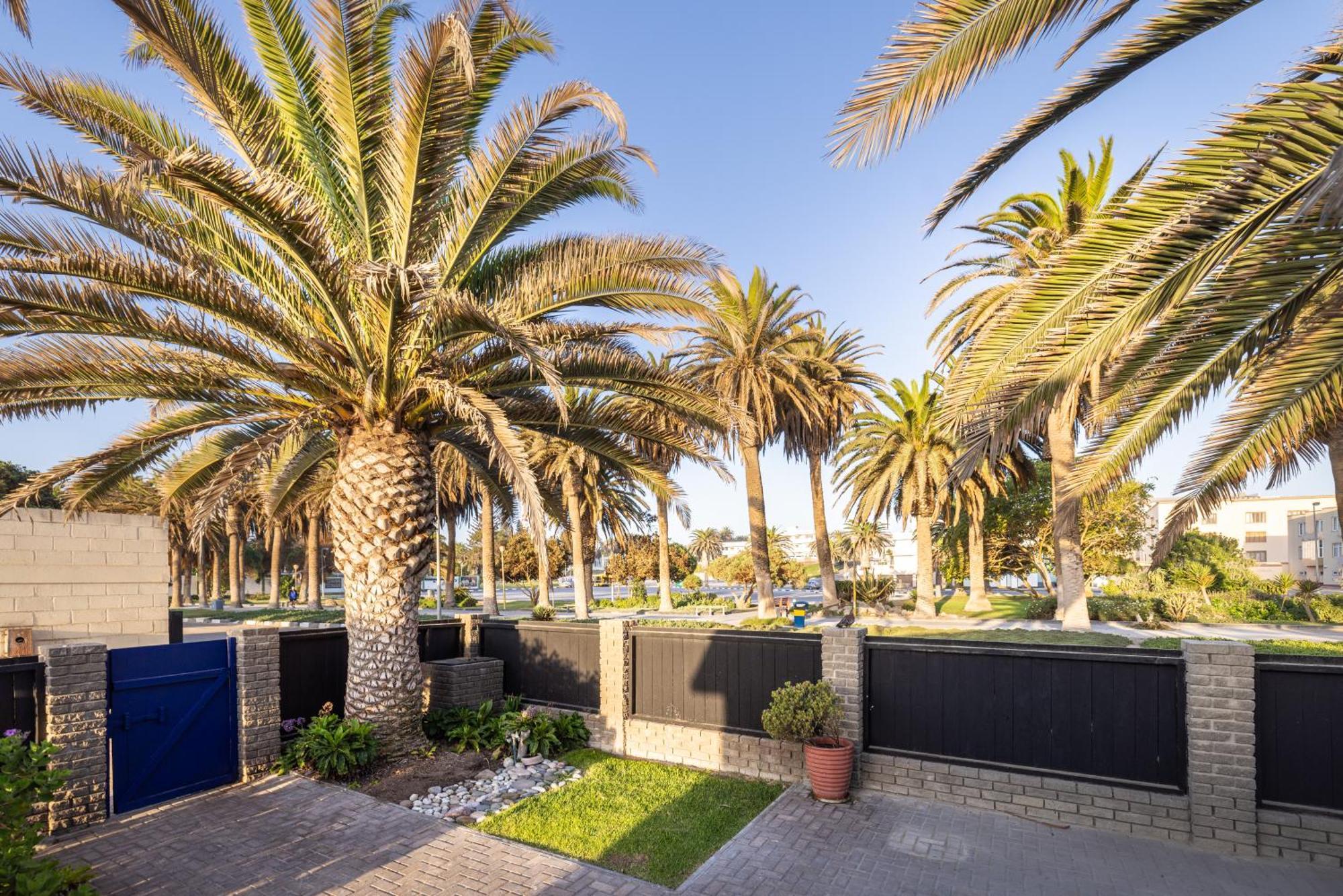 Swakopmund Seafront Cottage Екстер'єр фото