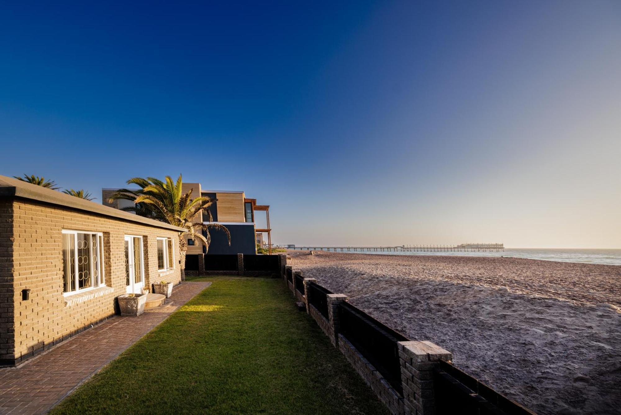 Swakopmund Seafront Cottage Екстер'єр фото
