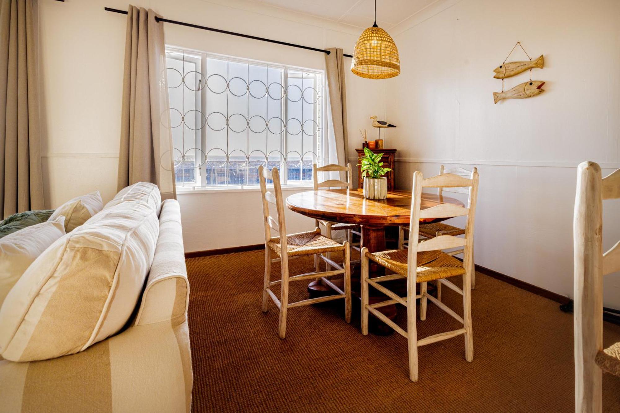 Swakopmund Seafront Cottage Екстер'єр фото